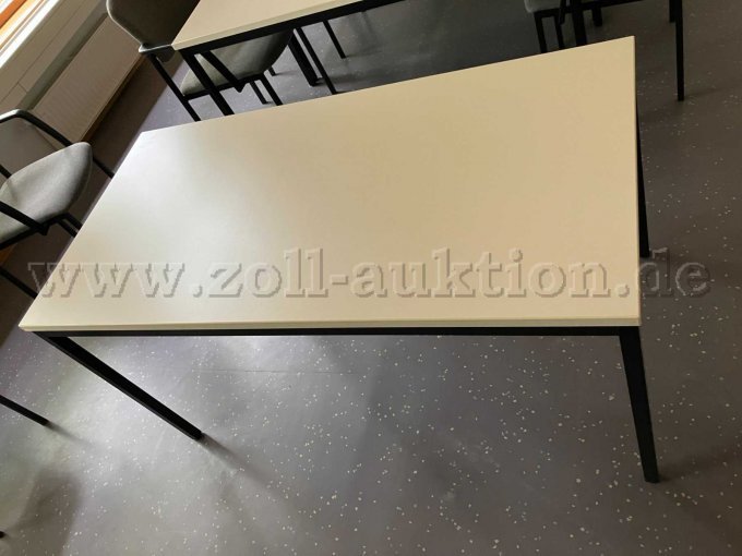 1 set bestaande uit 5 bureaus en 12 stoelen – foto 4 – kavel bij Zoll-Auktion, Münster