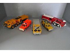 Konvolut aus 5 verschiedenen Feuerwehrfahrzeug Modellen, 1:87 Gesamtansicht