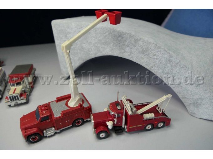 Ford Utility Truck und Feuerwehr Dennis Sabre