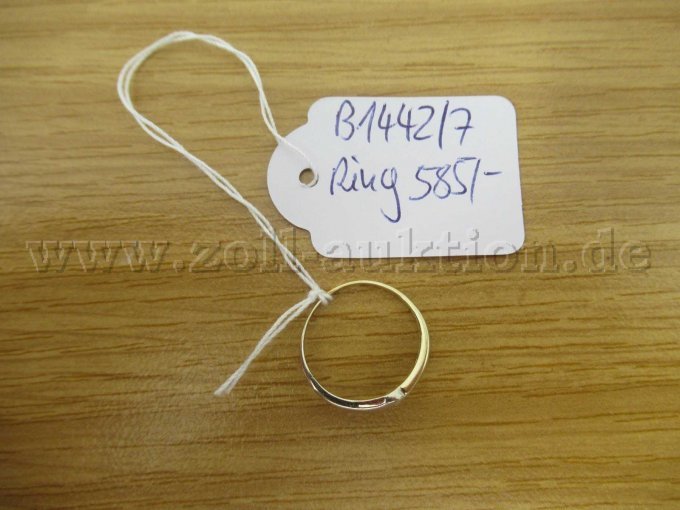 585/ Gold 1,7 gr. mit  einem Brillant 0,015 ct.