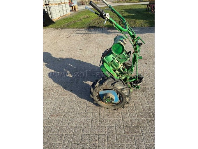 Mäher 1 Rechte Seite