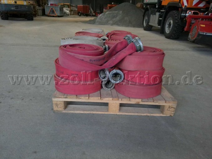 1 set gebruikte brandslangen en koppelingen – foto 4 – kavel bij Zoll-Auktion, Belgern