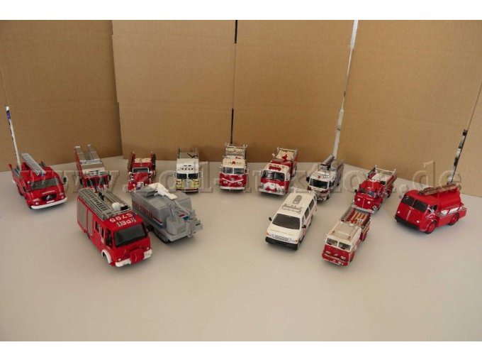 1 Konvolut mit 13 Del Prado Feuerwehr Modellen, in verschiedenen Maßstäben – kavel bij Zoll-Auktion, Halle (Saale)