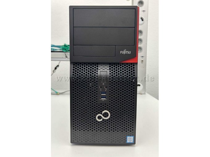 PC Fujitsu Esprimo P556/E90+
