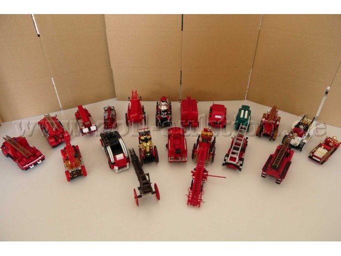 1 set met 21 antieke Del Prado-brandweermodellen, in verschillende schalen – foto 3 – kavel bij Zoll-Auktion, Halle (Saale)