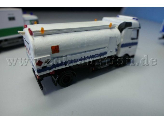 Die gesamte rechte Seite