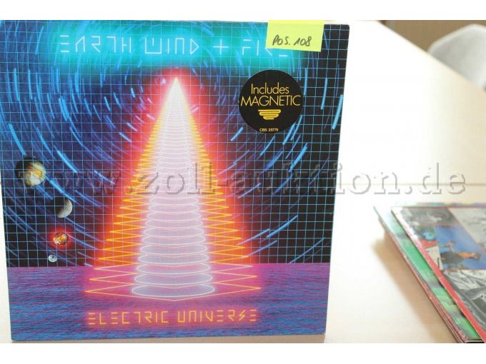 E.W.& F., Electric Universe, Frontseite