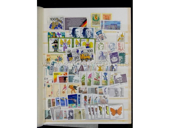 Teilansicht Briefmarken, lose