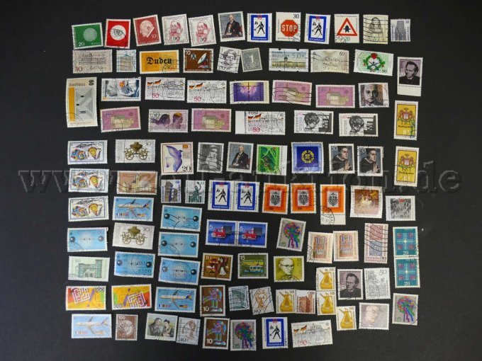 Teilansicht lose Briefmarken