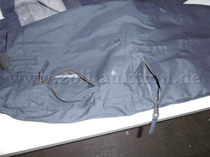 Beintasche mit Reißverschluss