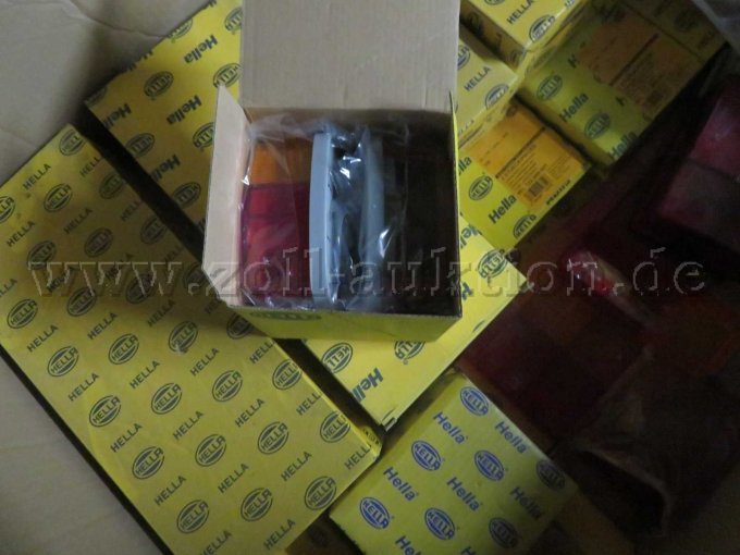 Rückleuchte verpackt
