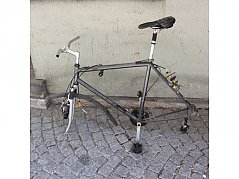 Rahmen Hersteller unbekannt mit Anbauteilen