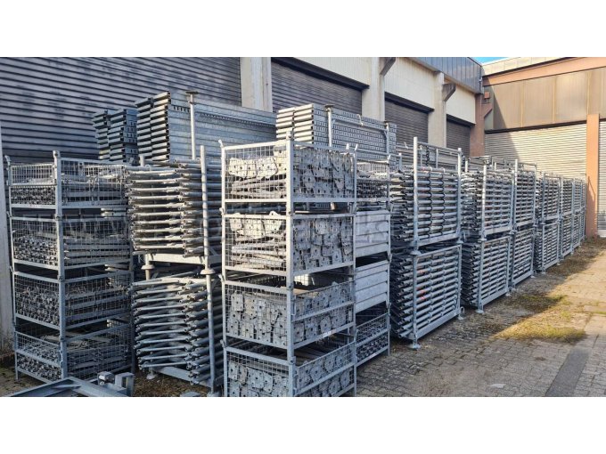 Stegebaumaterial (Lagerrahmen und Lagerboxen)