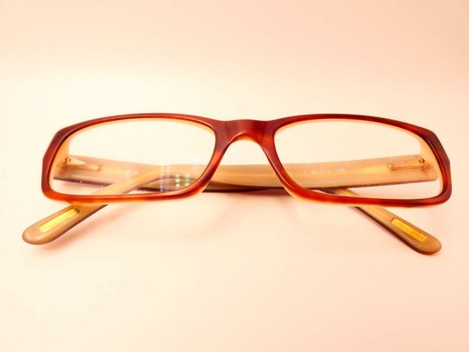 1 Damenbrille von Ralph Lauren_ Gesamtansicht zusammengeklappt