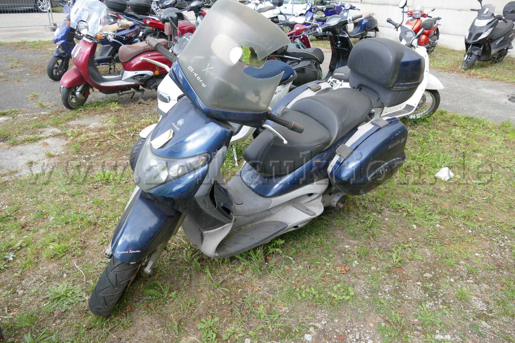 1 Krad Piaggio Beverly 125 / Bastlerfahrzeug