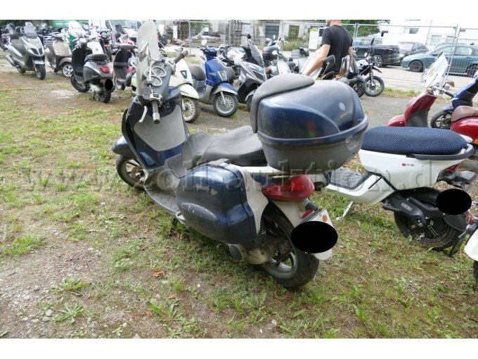 1 Krad Piaggio Beverly 125 / Bastlerfahrzeug – foto 3 – kavel bij Zoll-Auktion, Wandlitz