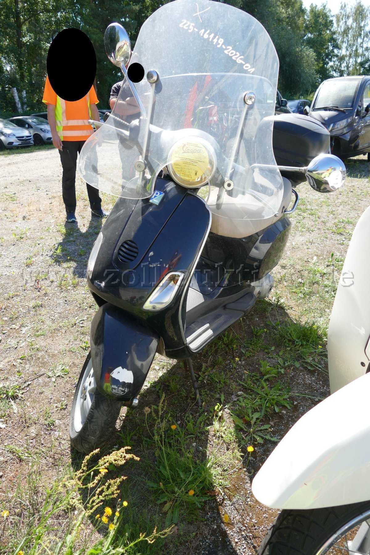 1 Krad Piaggio Vespa LX 125 / Bastlerfahrzeug