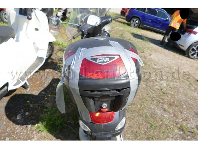 1 Krad Piaggio Vespa LX 125 / Bastlerfahrzeug – foto 10 – kavel bij Zoll-Auktion, Wandlitz