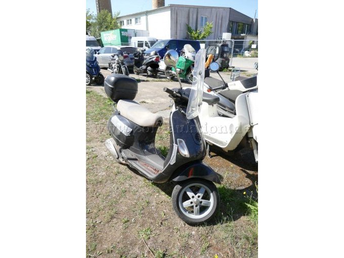 1 Krad Piaggio Vespa LX 125 / Bastlerfahrzeug – foto 2 – kavel bij Zoll-Auktion, Wandlitz
