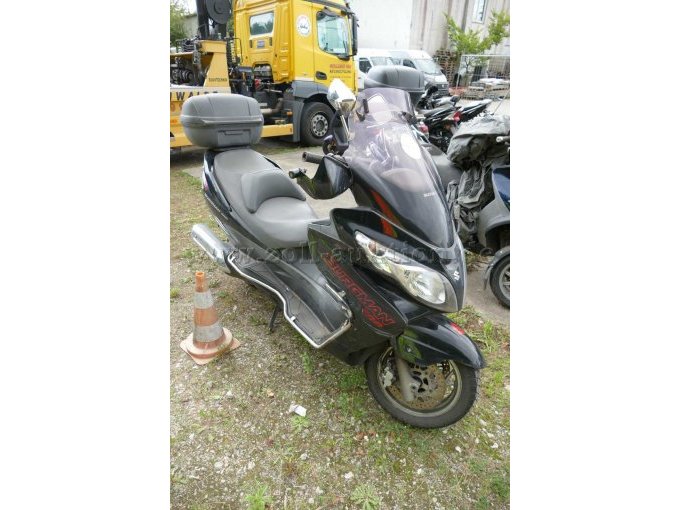 1 Krad Suzuki Burgman 400 / Bastlerfahrzeug – foto 2 – kavel bij Zoll-Auktion, Wandlitz