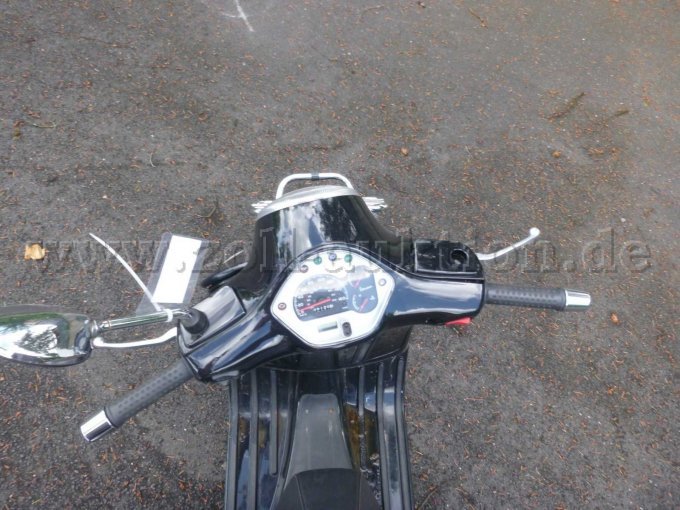 Vespa - Lenker von oben