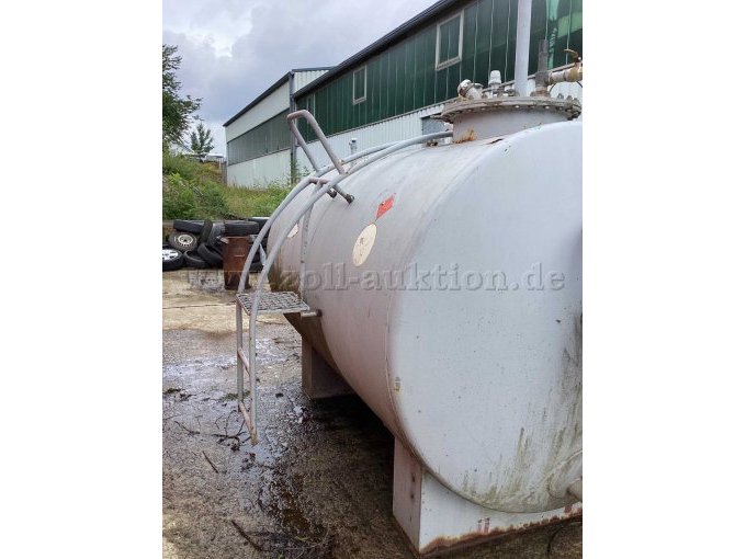 Tank Linkeseite mit Leiter