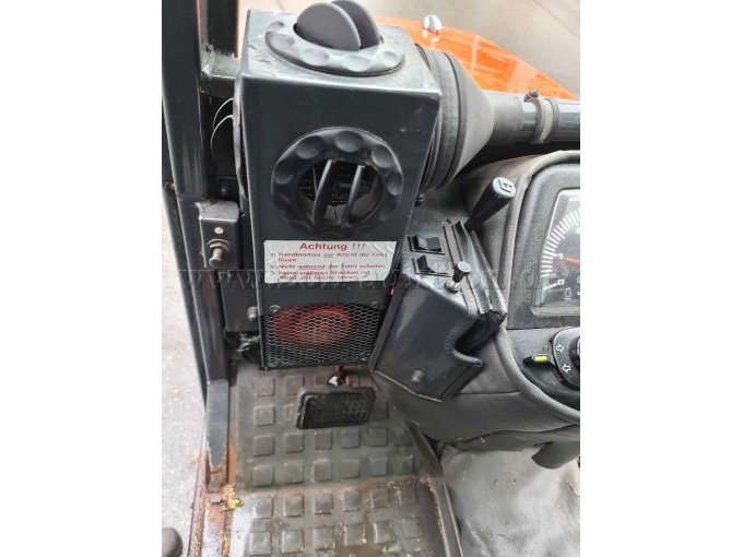 1 Kubota B2110, 4x4 Kommunal Kleintraktor Ackerschlepper – foto 13 – kavel bij Zoll-Auktion, Remscheid