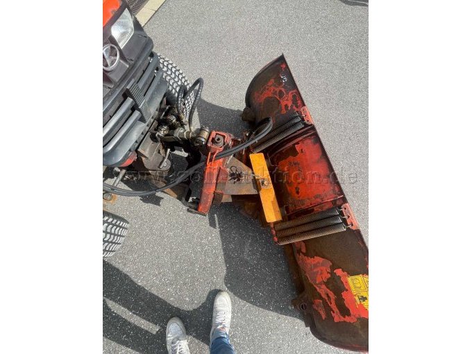 1 Kubota B4-kleintractor als onderdelenbron – foto 6 – kavel bij Zoll-Auktion, Siegen