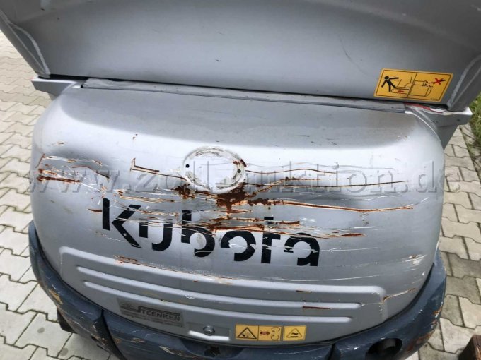 Rückseite - Beschädigung