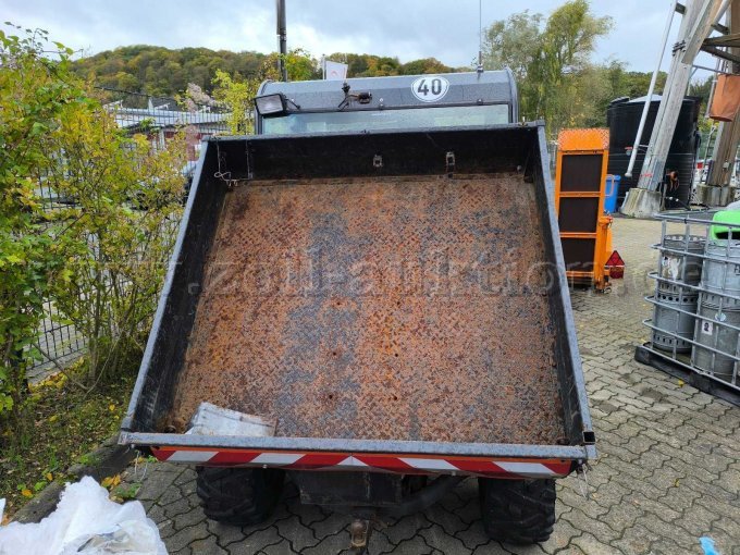 Kipper- Pritsche Heckansicht