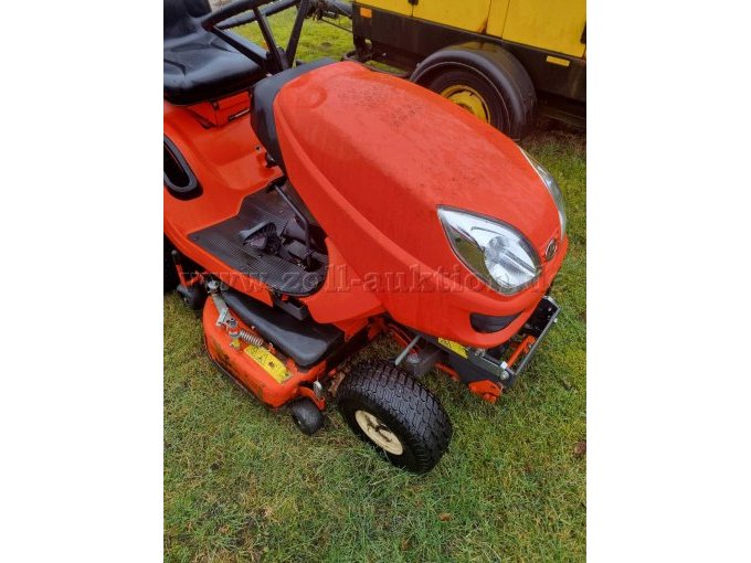 Rasenmäher vorne rechts