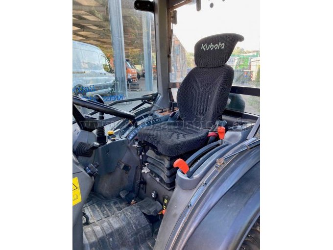 1 Kubota STW 40 tractor met maaidek, in werkende staat – foto 5 – kavel bij Zoll-Auktion, Bergheim