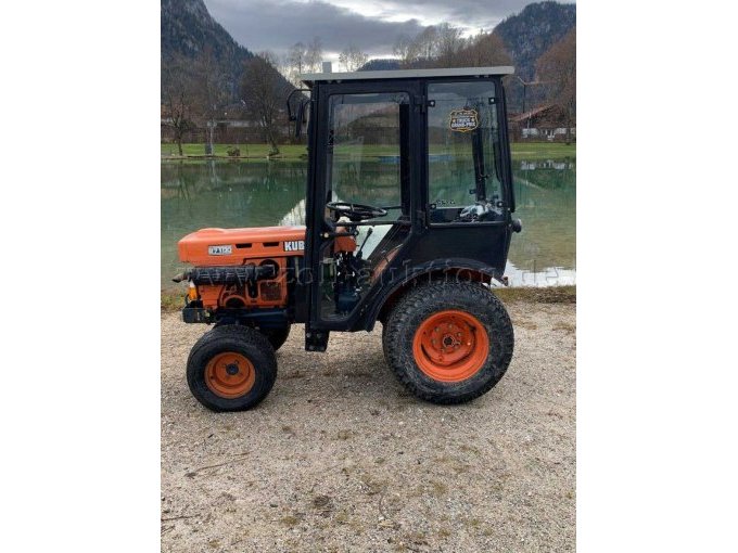 Kubota Seitenansicht