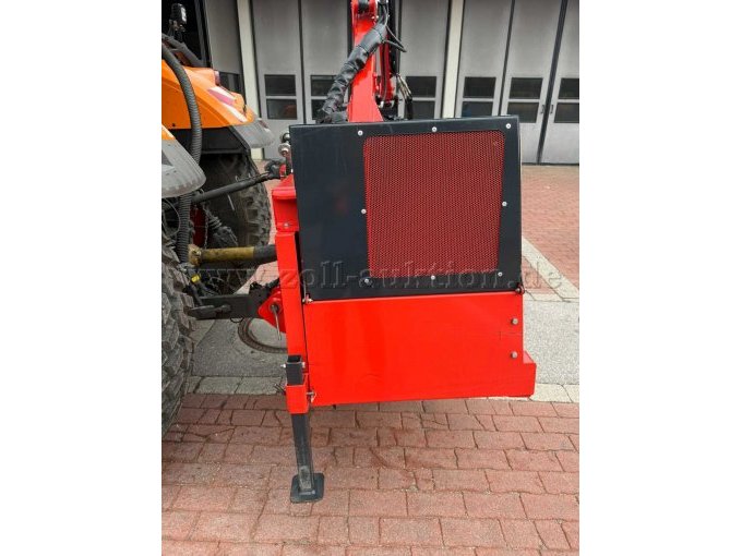 Seitliche Aufnahme Mulcher