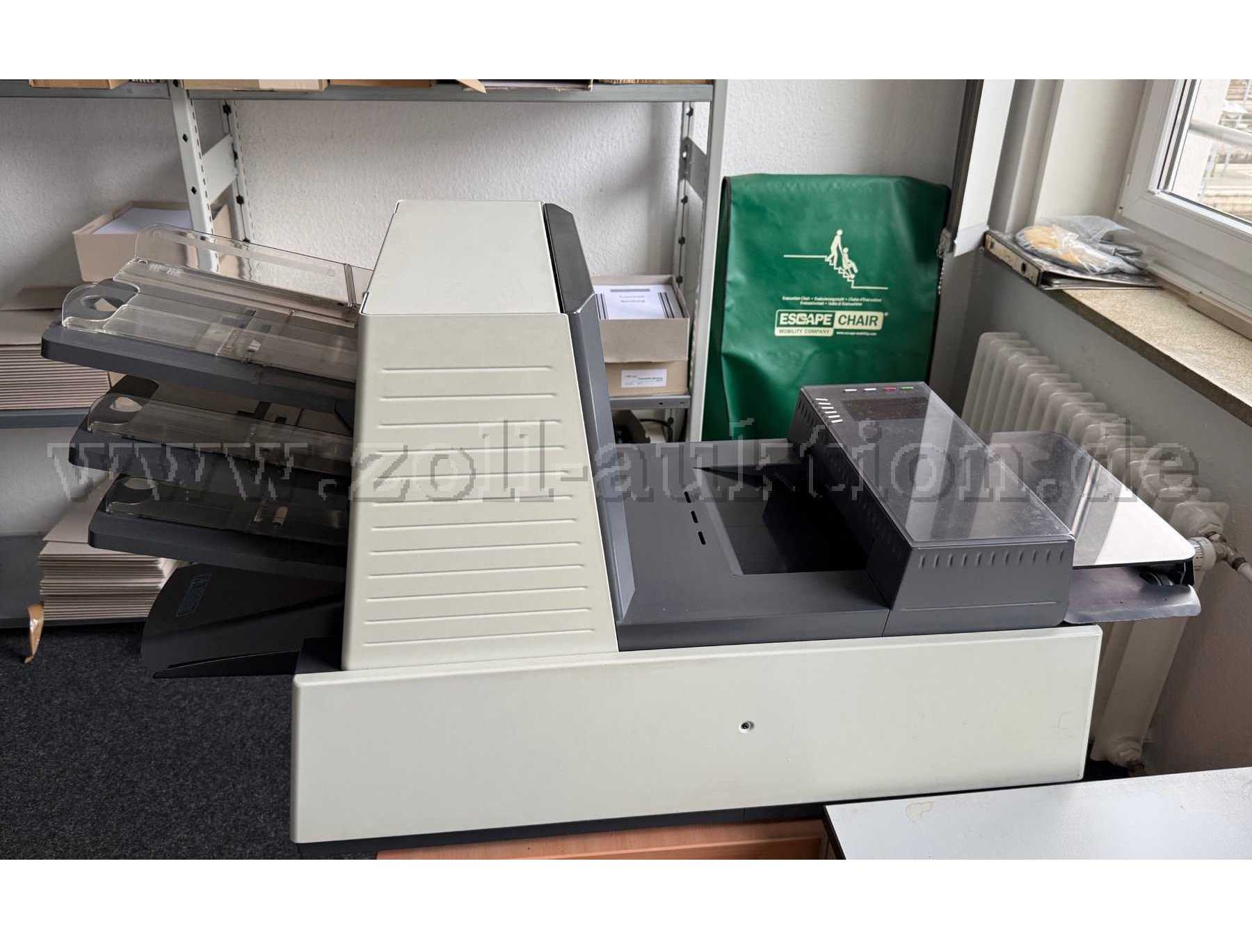 Ansicht Kuvertiermaschine rechte Seite