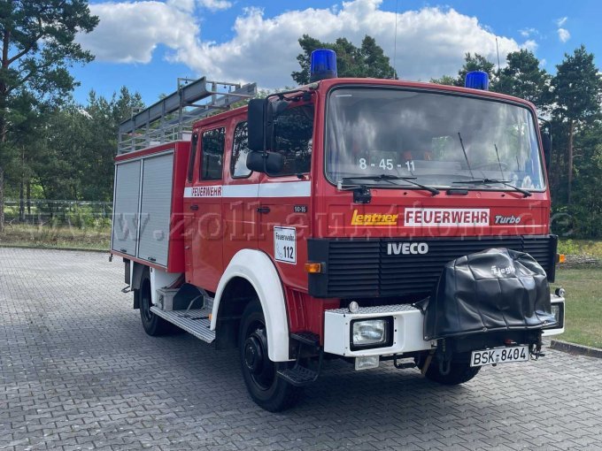 Ansicht LF 16-TS vorn rechts