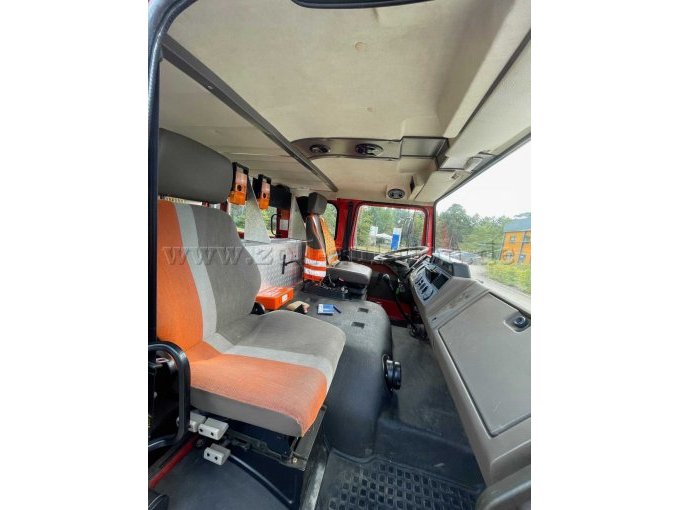 Sicht in das Fahrerhaus