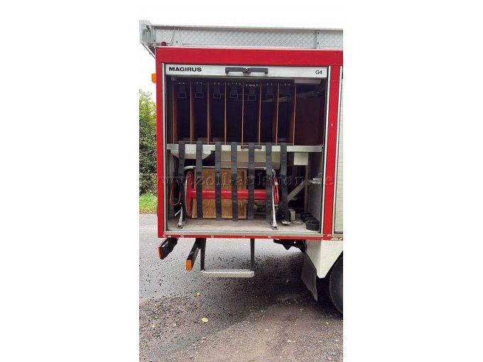 1 Löschfahrzeug 8/6 Iveco Magirus 65-12 A – foto 9 – kavel bij Zoll-Auktion, Breiholz