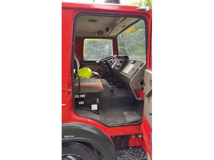 1 Löschfahrzeug 8/6 Iveco Magirus 65-12 A – foto 5 – kavel bij Zoll-Auktion, Breiholz