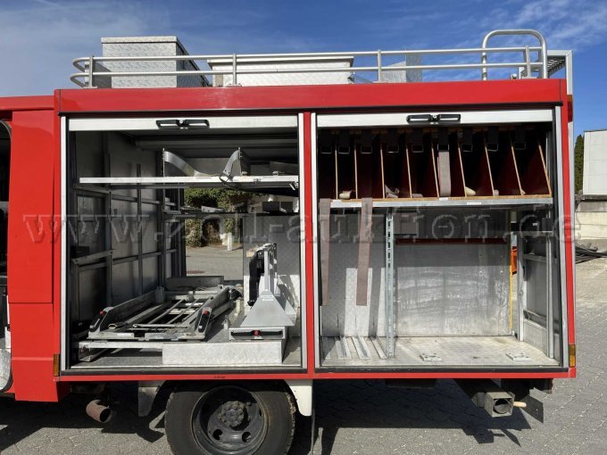 1 Löschfahrzeug LF8, Mercedes-Benz 814 D / Ziegler – foto 5 – kavel bij Zoll-Auktion, Deggingen