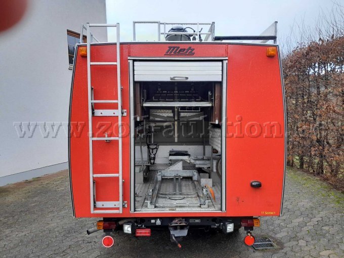 Löschfahrzeug LF8 - Hinteransicht