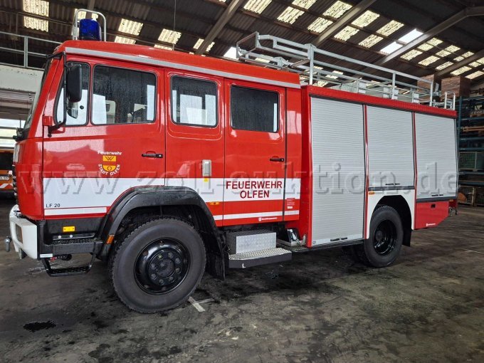 1 Löschfahrzeug LF 20 (Frühere Norm TLF 16/25) Typ 1124 AF, Mercedes Benz – foto 3 – kavel bij Zoll-Auktion, Olfen