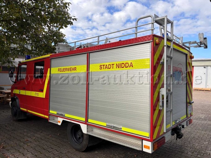 1 Löschfahrzeug LF 8 Feuerwehr Mercedes-Benz 711 D – foto 3 – kavel bij Zoll-Auktion, Nidda
