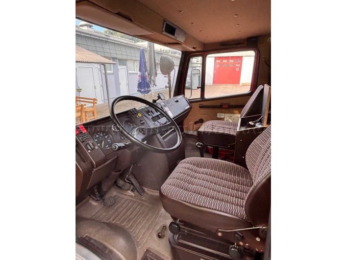 1 Löschfahrzeug LF 8 Feuerwehr Mercedes-Benz 711 D – foto 7 – kavel bij Zoll-Auktion, Nidda