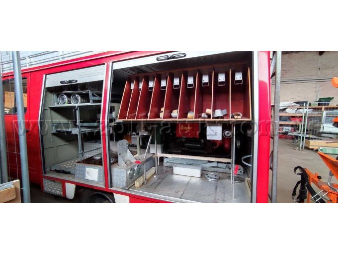 Laderaum linke Fahrzeugseite