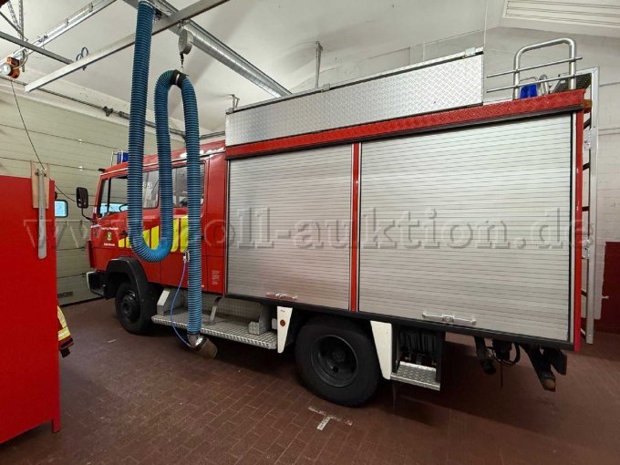 Feuerwehrfahrzeug Rechte Seite