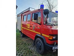 Fahrzeug setilich/vorne