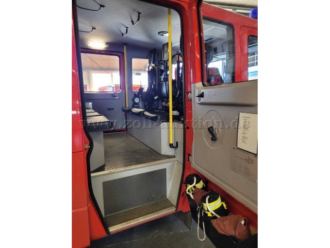 Rückbank Einstieg rechts