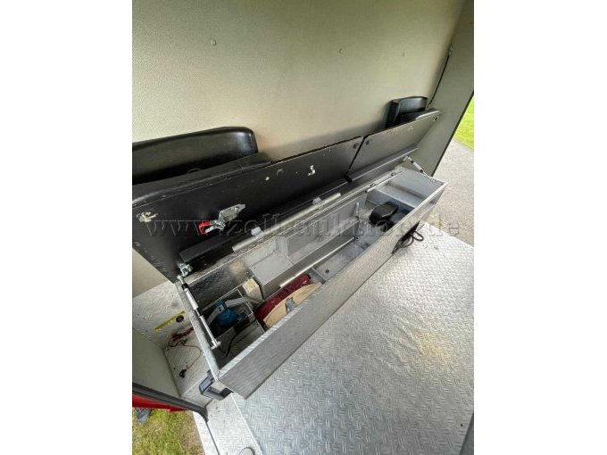 1 Löschfahrzeug - TLF 16/25 - Mercedes Benz - Typ: 1120 / AF – foto 12 – kavel bij Zoll-Auktion, Geretsried