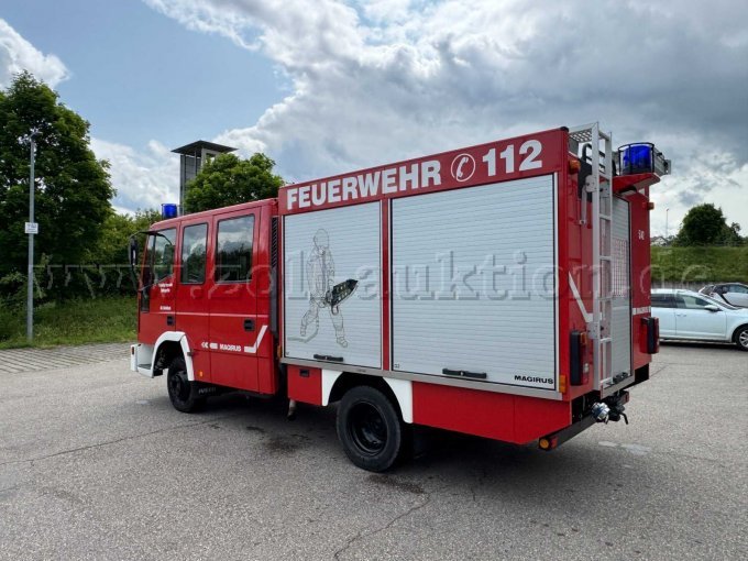 Linke Seite Geschlossen